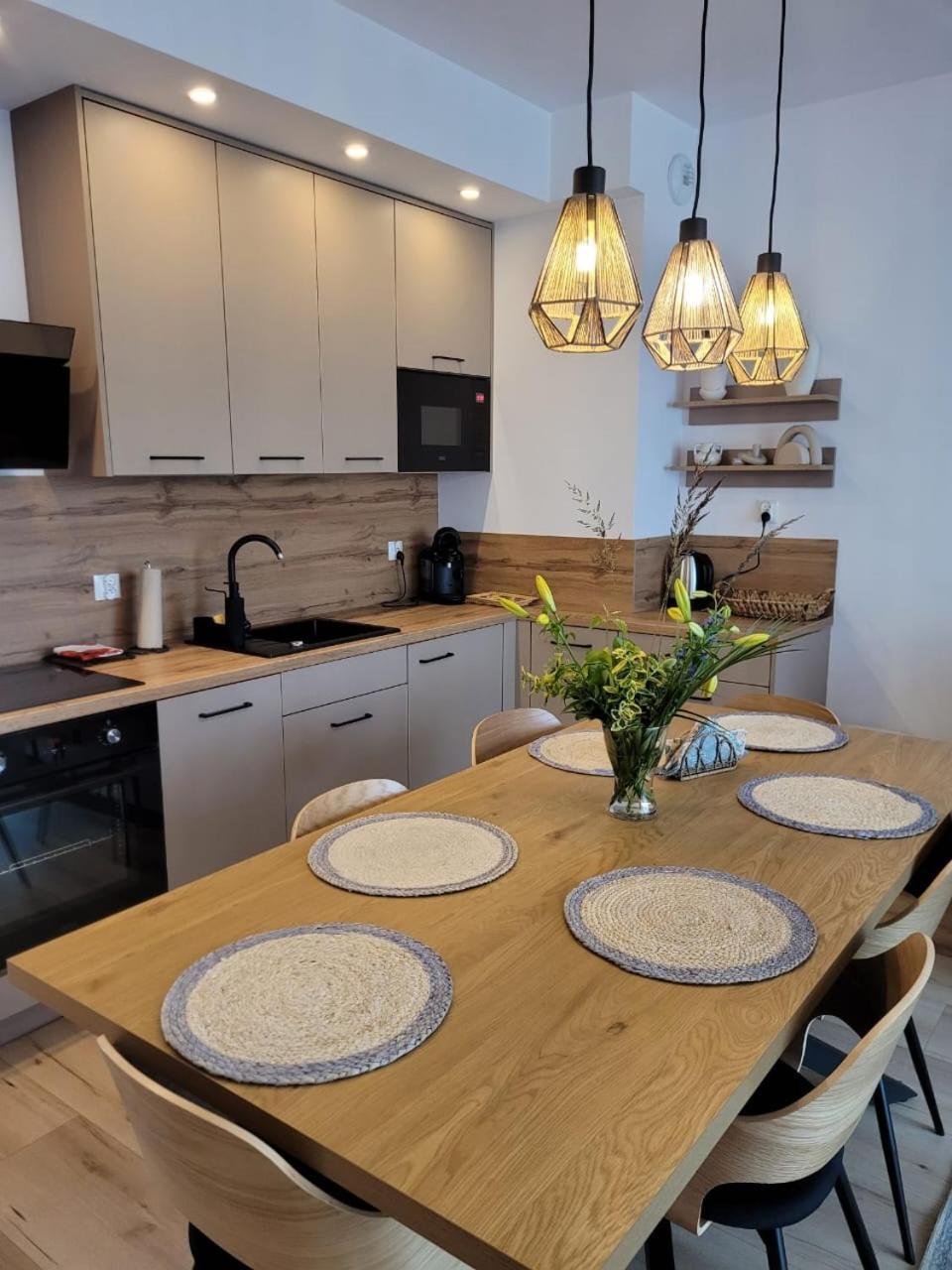 Apartament Lilla 2 เยเลเนียกูรา ภายนอก รูปภาพ