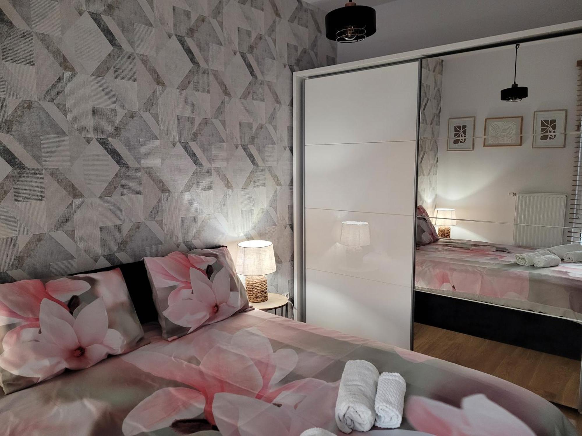 Apartament Lilla 2 เยเลเนียกูรา ภายนอก รูปภาพ